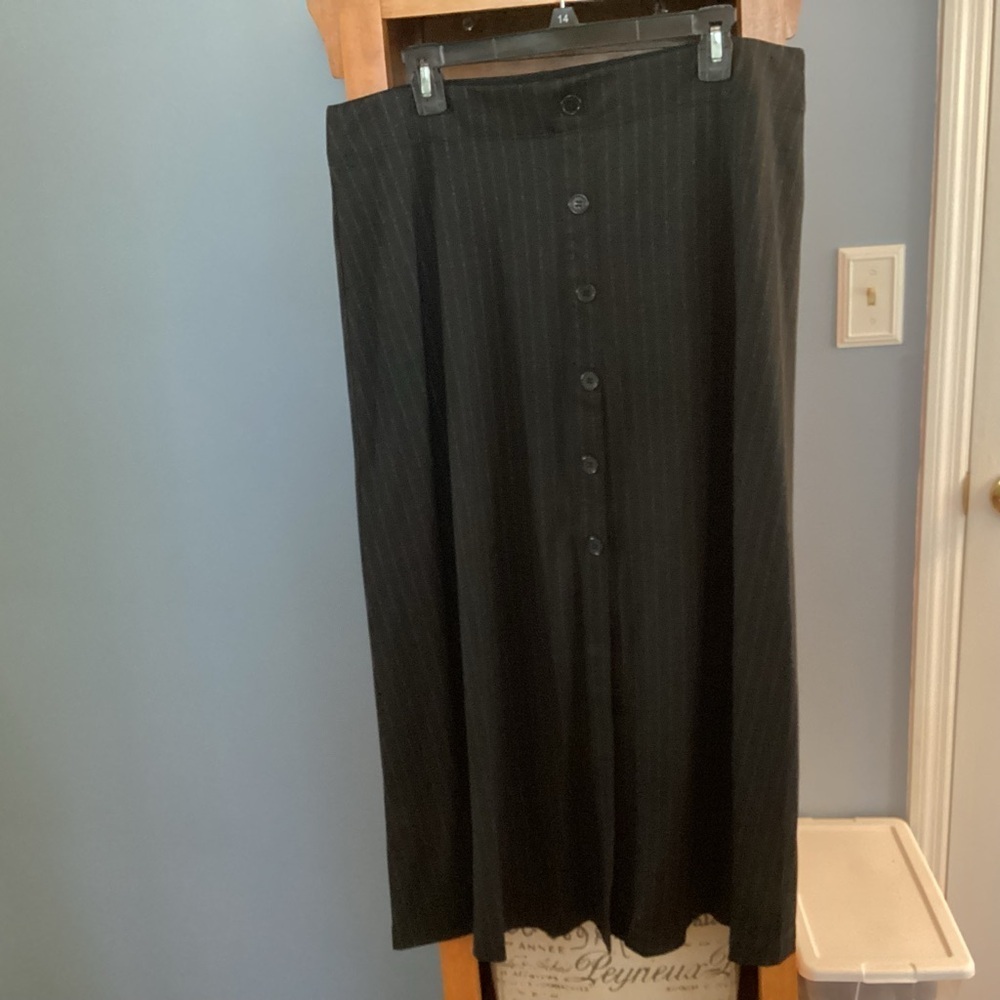 MAX Studio Black with white stripe faux Button-Down Skirt NWT